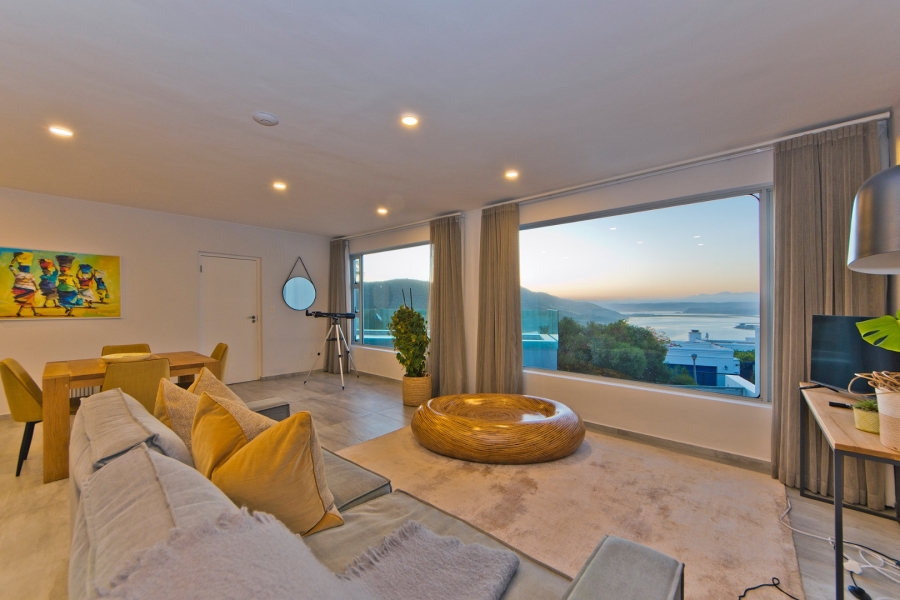 5 Bedroom Property for Sale in The Heads Western Cape